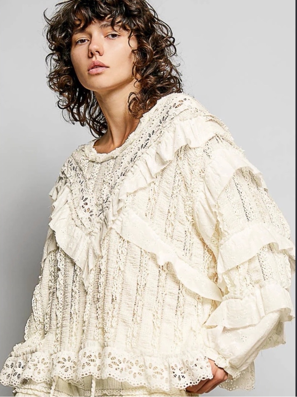 POL Cream Lace Ruffle Knit Pullover